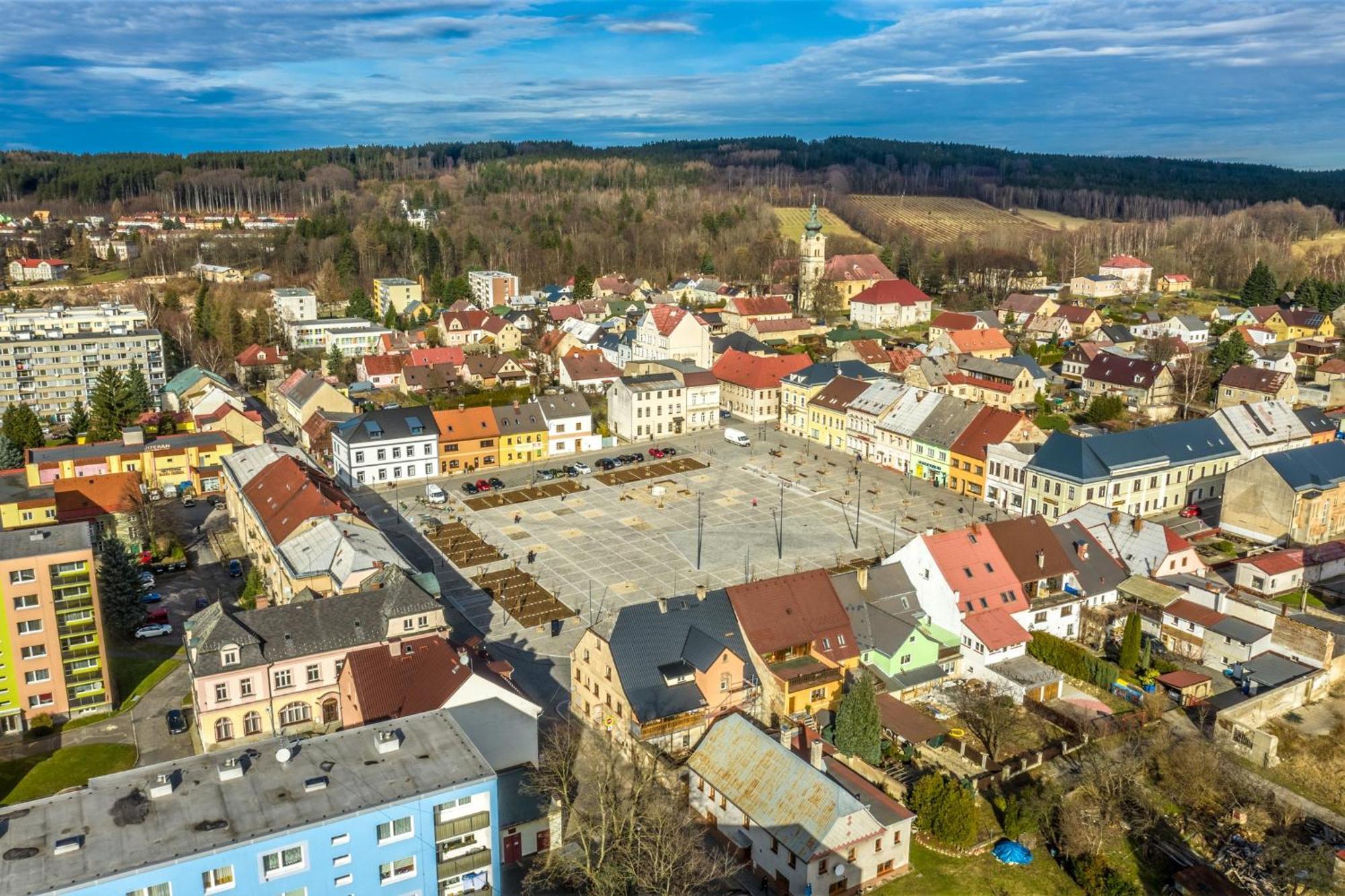 Ubytovani Na Namesti Nove Mesto pod Smrkem Exterior photo
